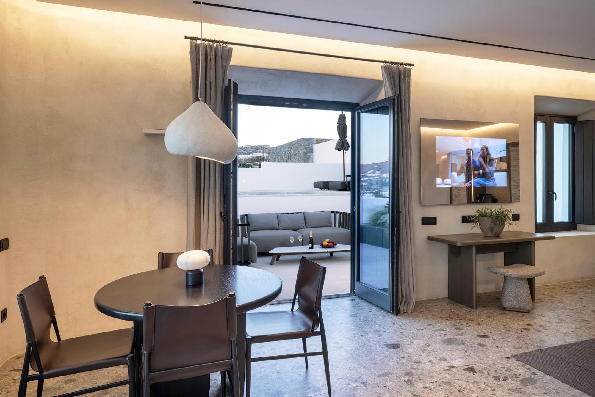 Aeonic Suites And Spa Mykonos Town Екстер'єр фото